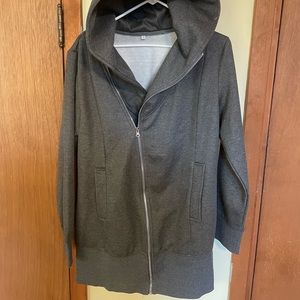 Long hooded sweatshirt